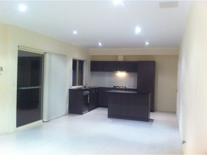 95 Amherst Road, Canning Vale WA 6155