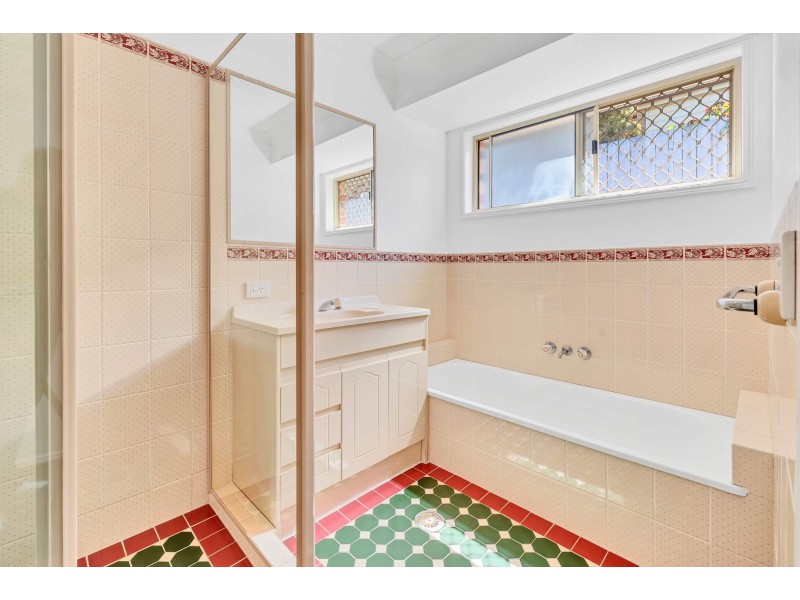 141 Universal Street, Oxenford QLD 4210