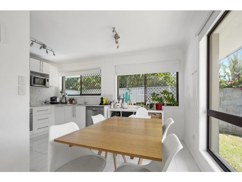 1/19 Wildwood Court, Surfers Paradise QLD 4217