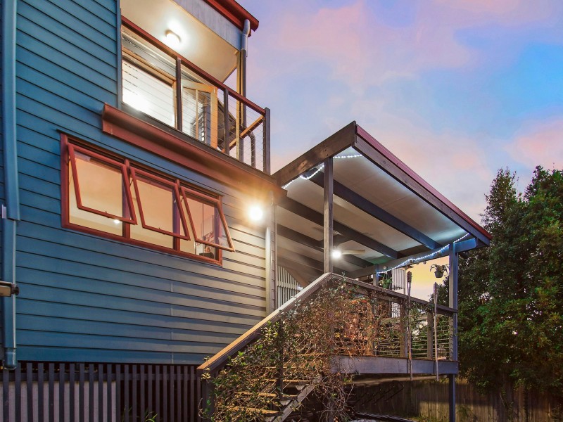 1/18 Brassey Street, Fairfield QLD 4103