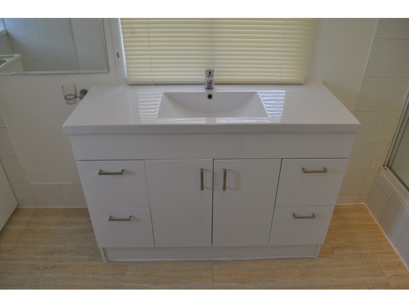 282 Bennetts Road, Norman Park QLD 4170