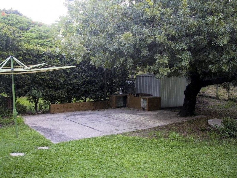 282 Bennetts Road, Norman Park QLD 4170