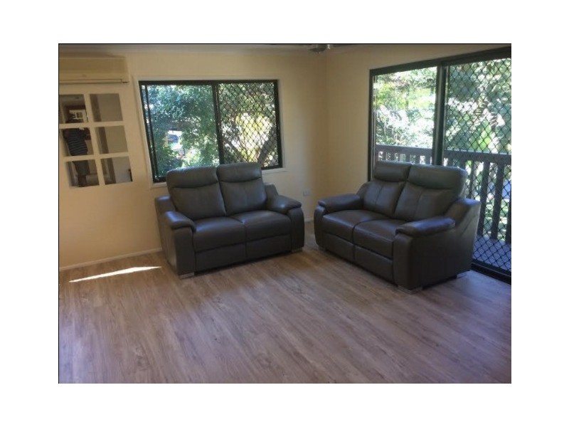 33 Twilight Street, Kenmore QLD 4069