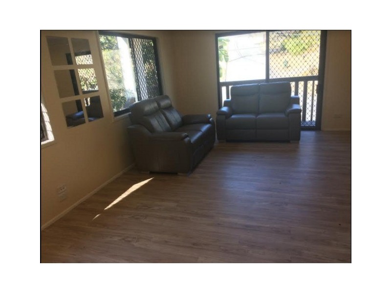 33 Twilight Street, Kenmore QLD 4069