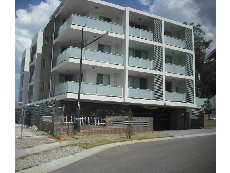 4/45 Santana Road, Campbelltown NSW 2560