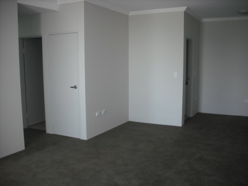 4/45 Santana Road, Campbelltown NSW 2560