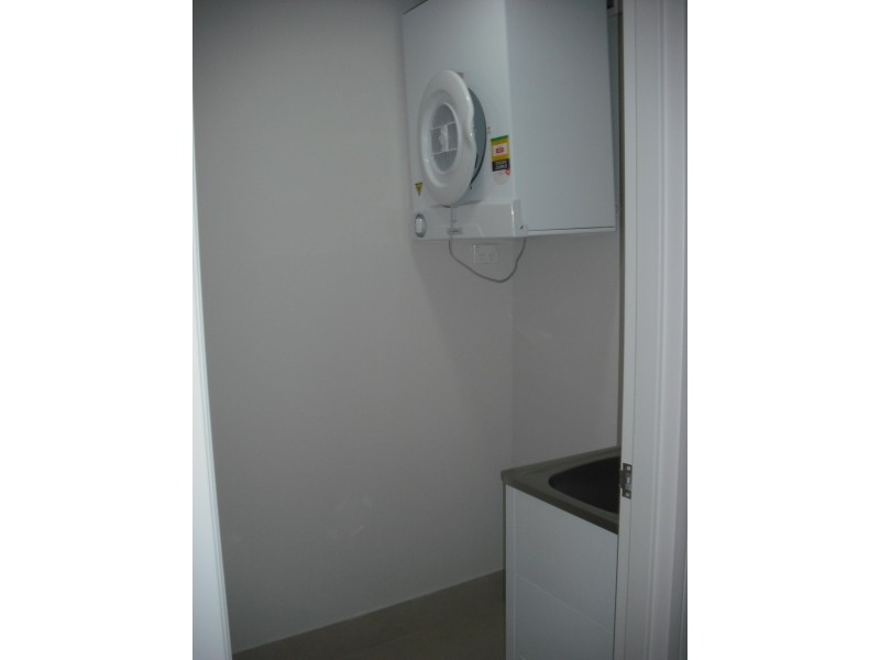 4/45 Santana Road, Campbelltown NSW 2560