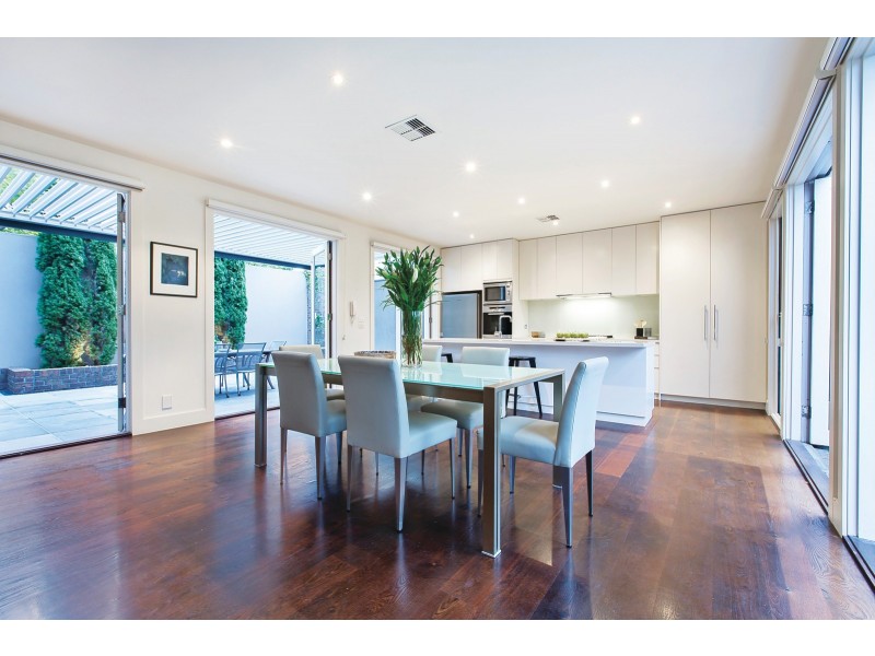 19 Ashley Grove, Malvern VIC 3144