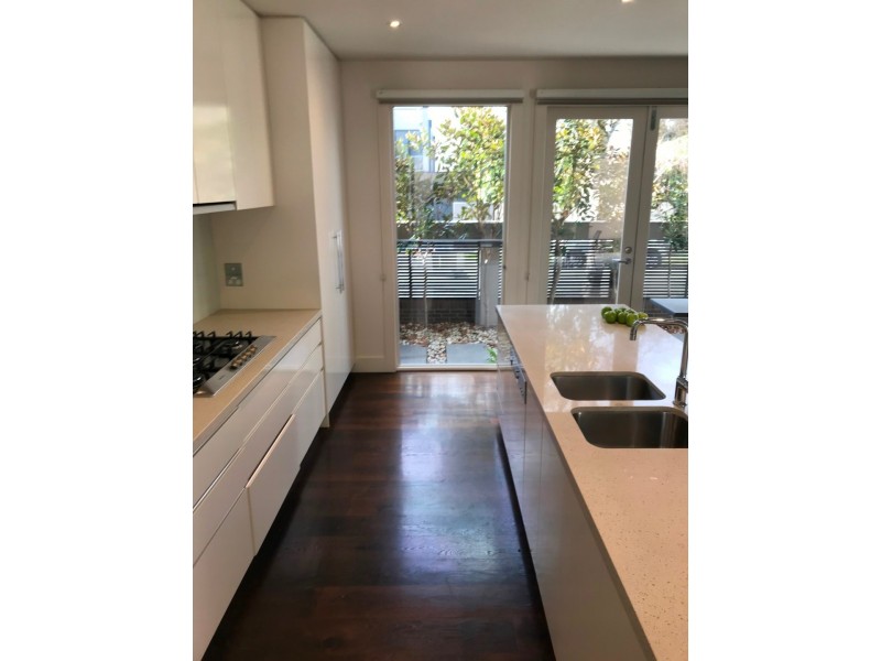 19 Ashley Grove, Malvern VIC 3144