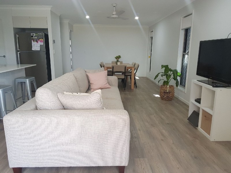 23 Dunlop Crescent, Bells Creek QLD 4551