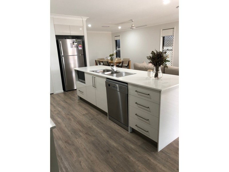 23 Dunlop Crescent, Bells Creek QLD 4551