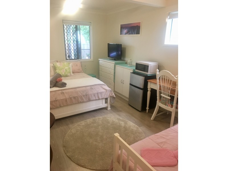 1/104 Maine Road, Clontarf QLD 4019