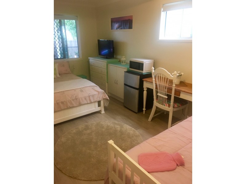 1/104 Maine Road, Clontarf QLD 4019