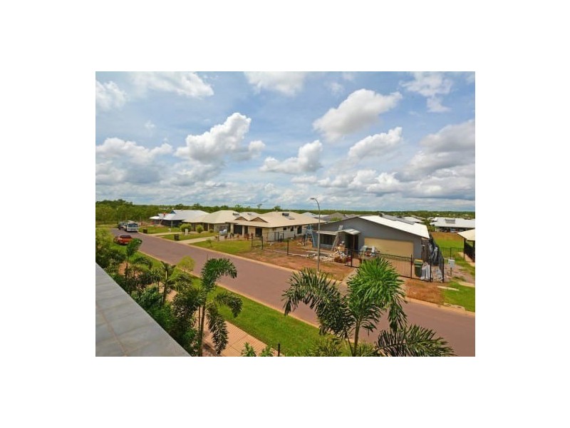 303/250 Farrar Boulevard, Johnston NT 0832