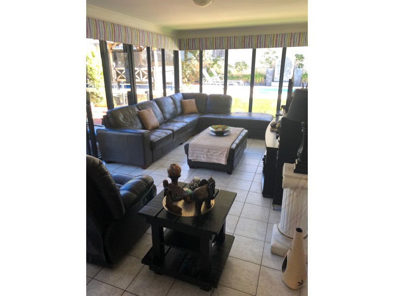 11 Bounty Way, Mindarie WA 6030