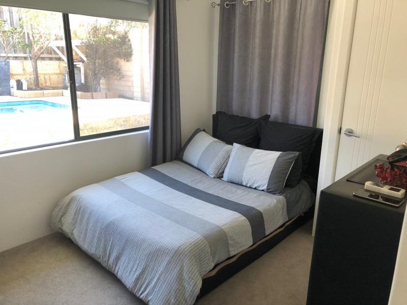 11 Bounty Way, Mindarie WA 6030