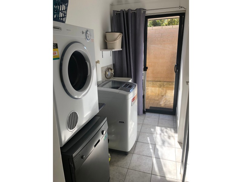 11 Bounty Way, Mindarie WA 6030