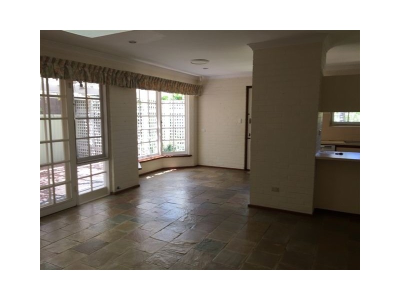 1 Andrews Place, Cottesloe WA 6011