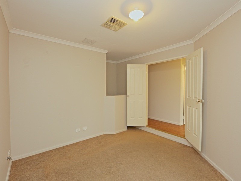 13A Eastfield Court, Ferndale WA 6148