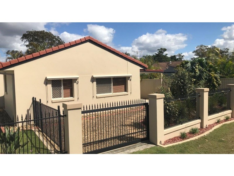 92 Wild Duck Drive, Mermaid Waters QLD 4218