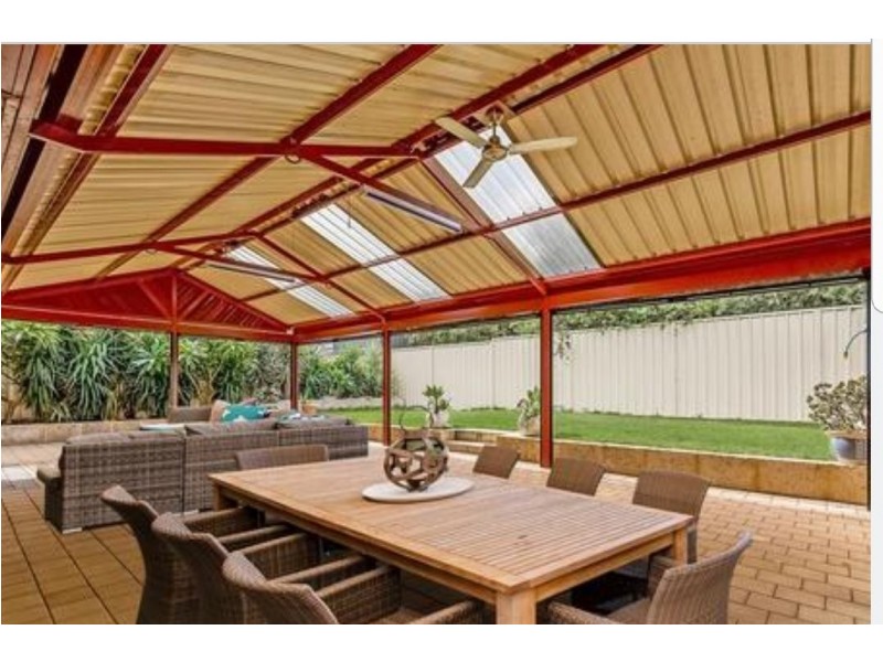 17 Vanessa Way, Swan View WA 6056
