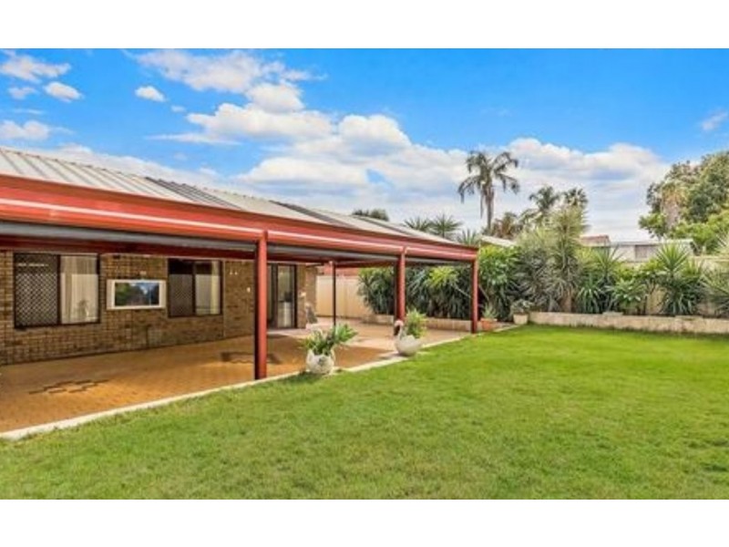 17 Vanessa Way, Swan View WA 6056