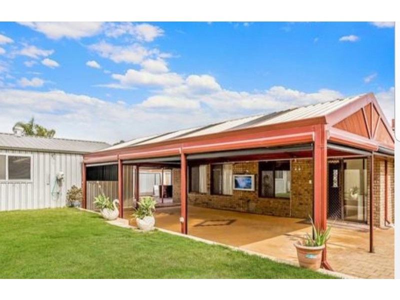 17 Vanessa Way, Swan View WA 6056