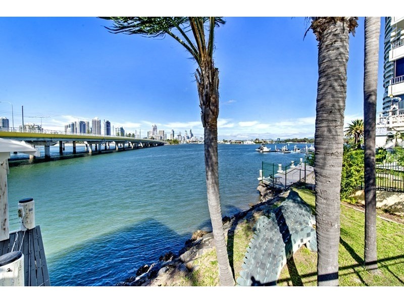 714/2 Barney Street, Southport QLD 4215