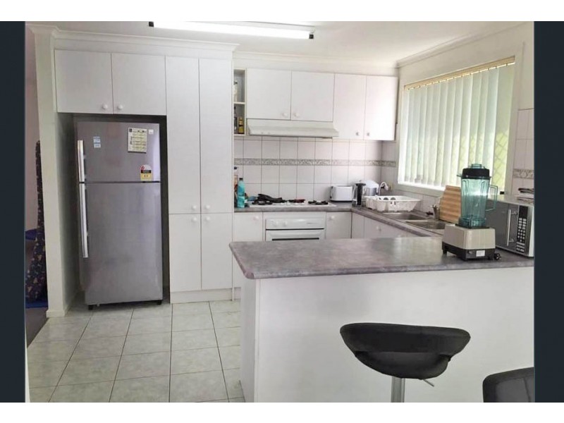 30/30 Deer Street, Deer Park VIC 3023