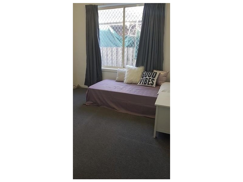 30/30 Deer Street, Deer Park VIC 3023