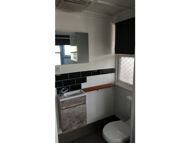 2 Betty Street, Newtown QLD 4350