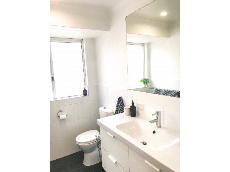 24 Conigrave Road, Yangebup WA 6164