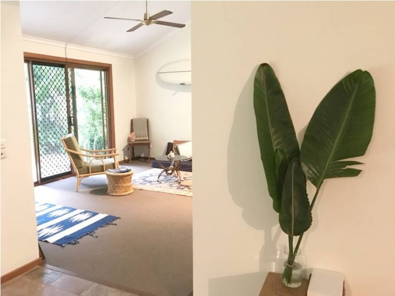 5 Gira Place, Ocean Shores NSW 2483