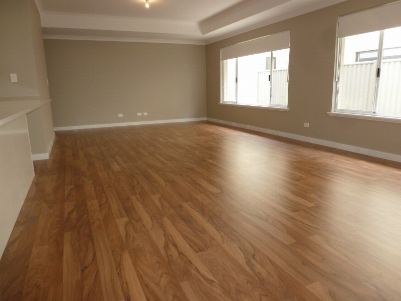 36 Delaronde Drive, Success WA 6164