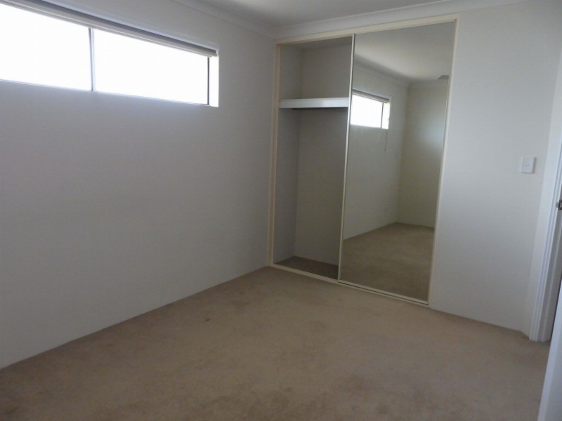 8 Forster Avenue, Lathlain WA 6100