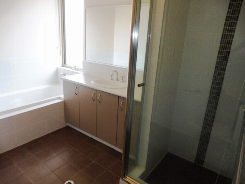 8 Forster Avenue, Lathlain WA 6100