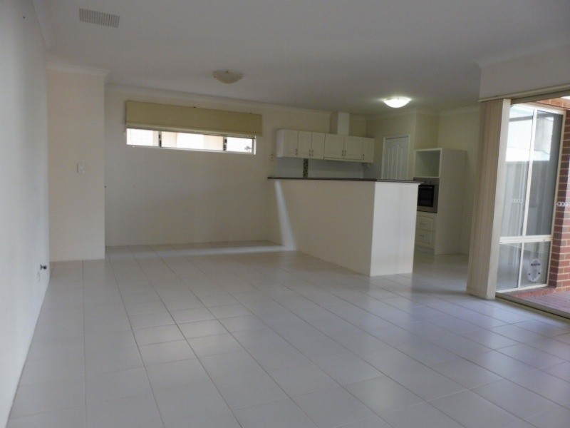 8 Forster Avenue, Lathlain WA 6100