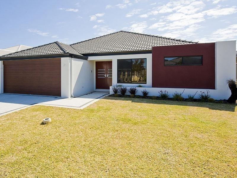 5 Barclay Way, Piara Waters WA 6112