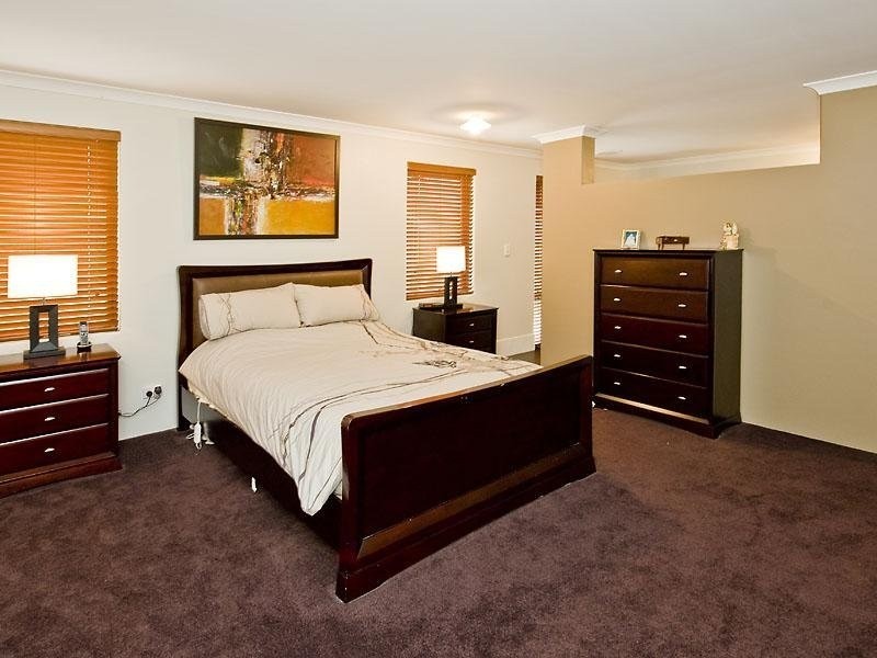 5 Barclay Way, Piara Waters WA 6112