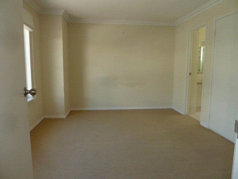 4/25 Brentham Street, Leederville WA 6007