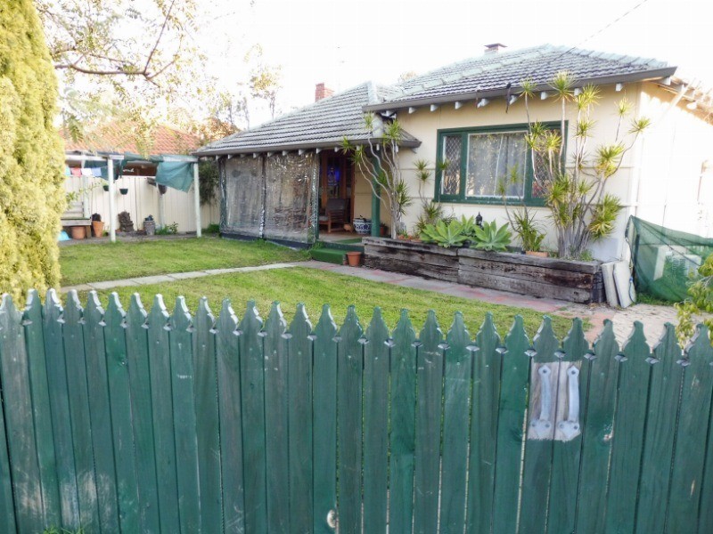 69A Mars Street, Carlisle WA 6101