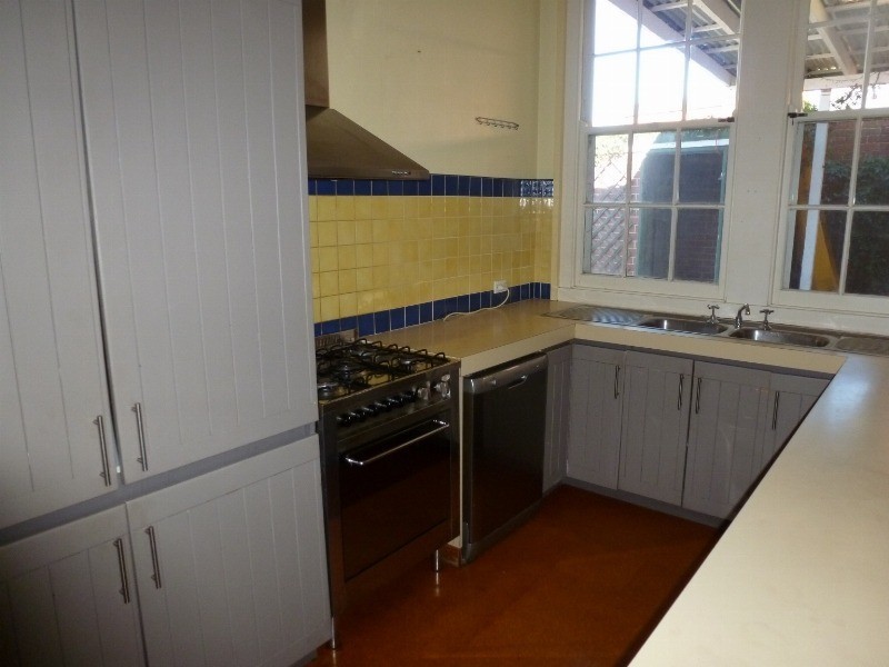 85 Teague Street, Victoria Park WA 6100