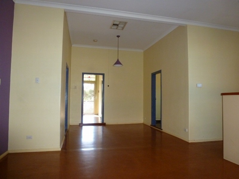 85 Teague Street, Victoria Park WA 6100