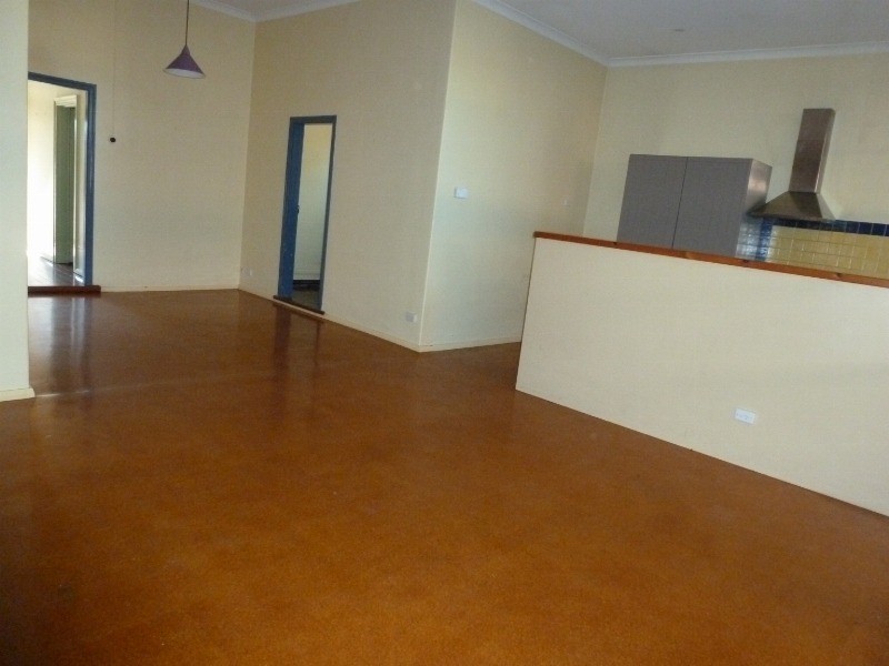 85 Teague Street, Victoria Park WA 6100