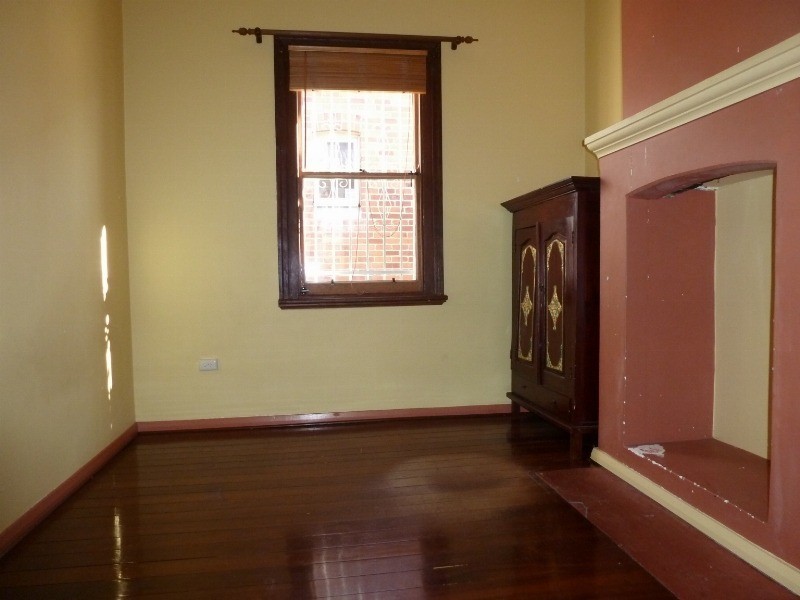 85 Teague Street, Victoria Park WA 6100