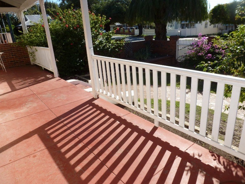 85 Teague Street, Victoria Park WA 6100