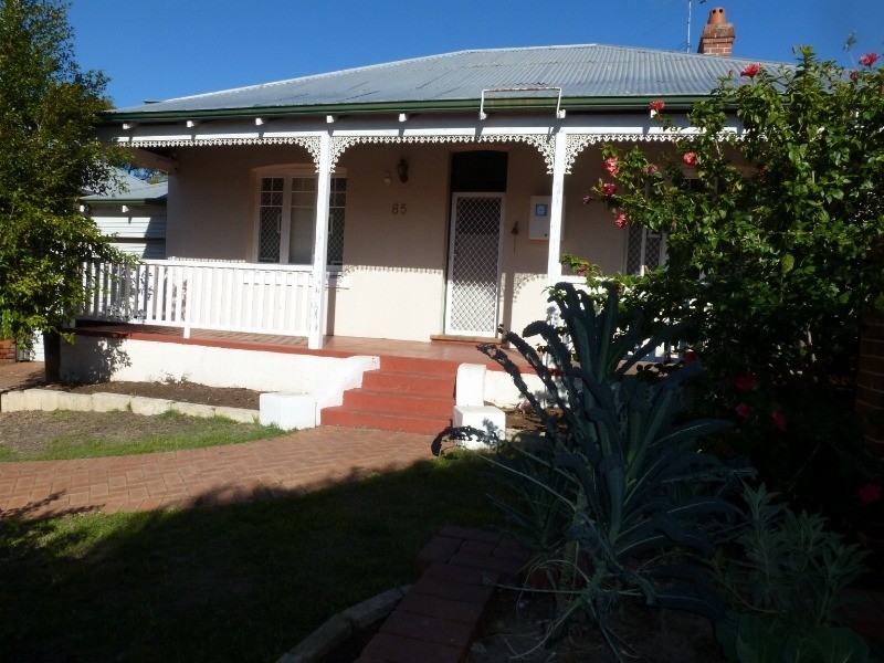 85 Teague Street, Victoria Park WA 6100