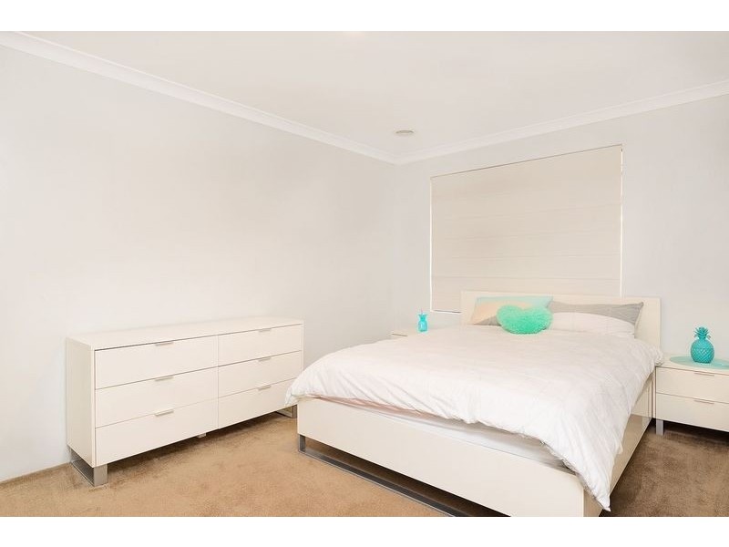 27 Chivalry Way, Atwell WA 6164