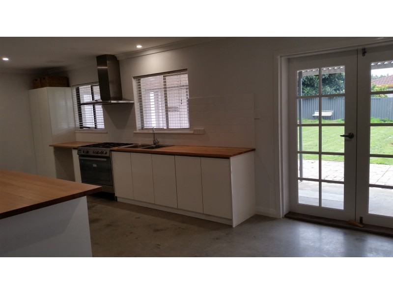 88 Wyeree Road, Mandurah WA 6210