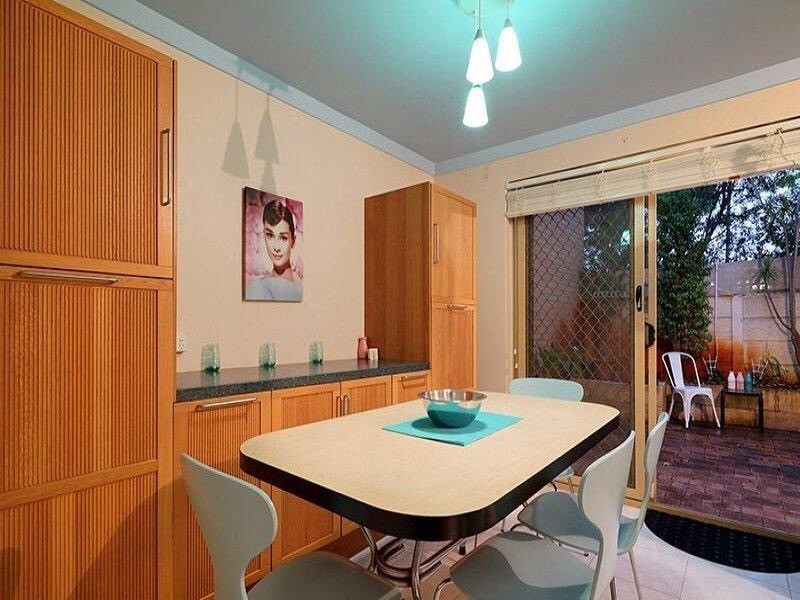 163/2 Wall Street, Maylands WA 6051